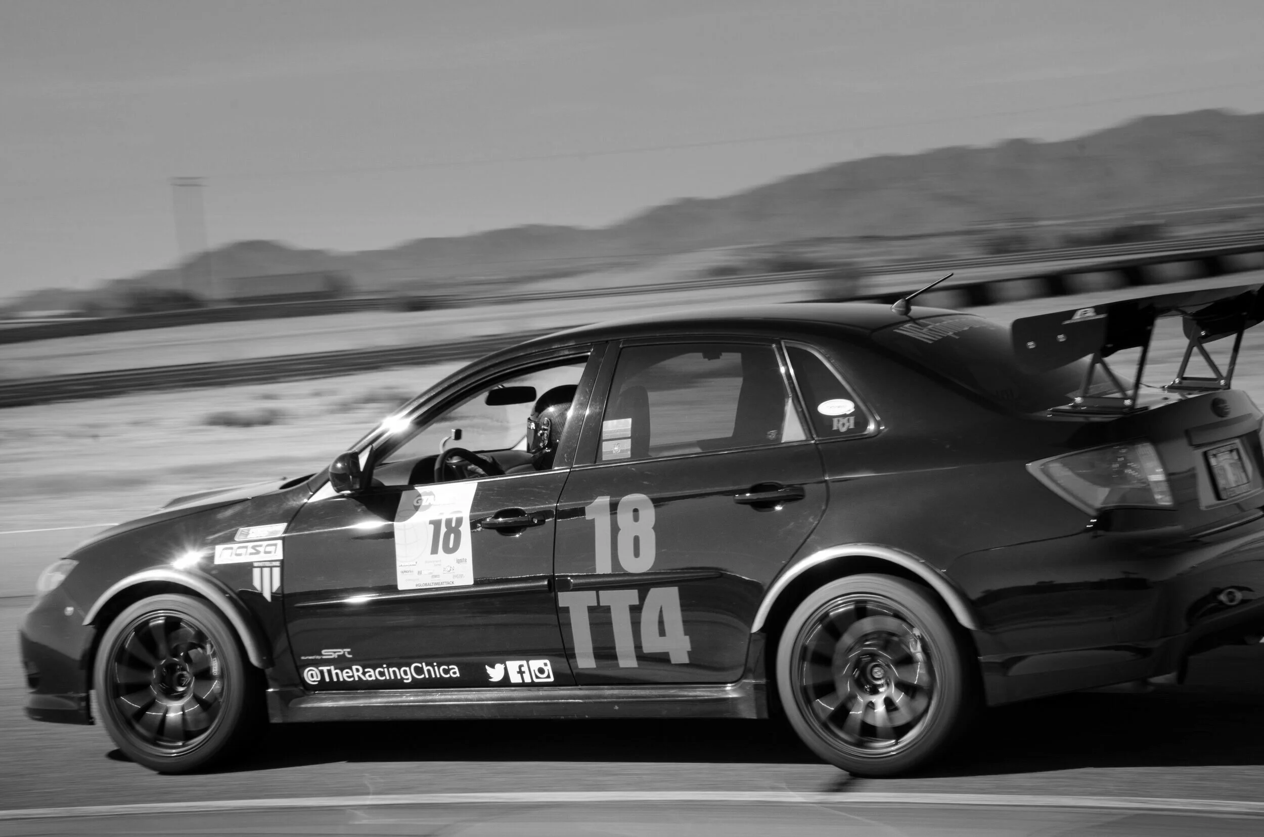 TheRacingChica-5.jpg
