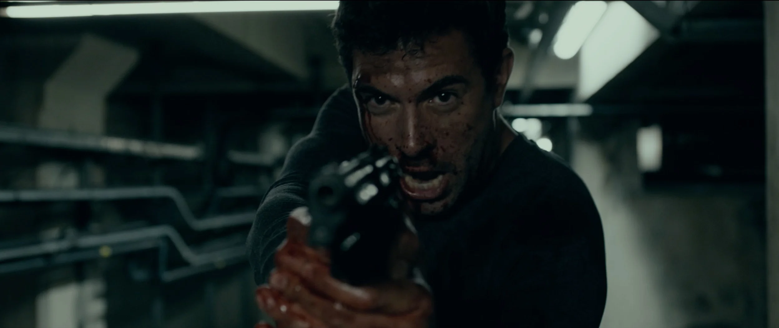Tom_Cullen_with_gun_TRIAL.jpg
