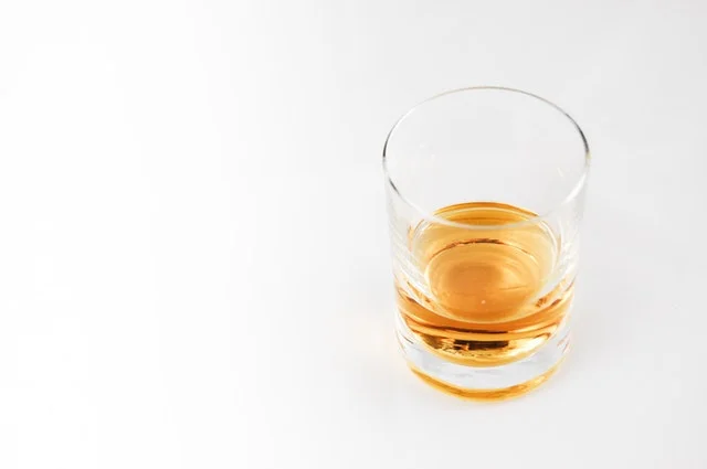 drink-alcohol-cup-whiskey-51979.jpeg