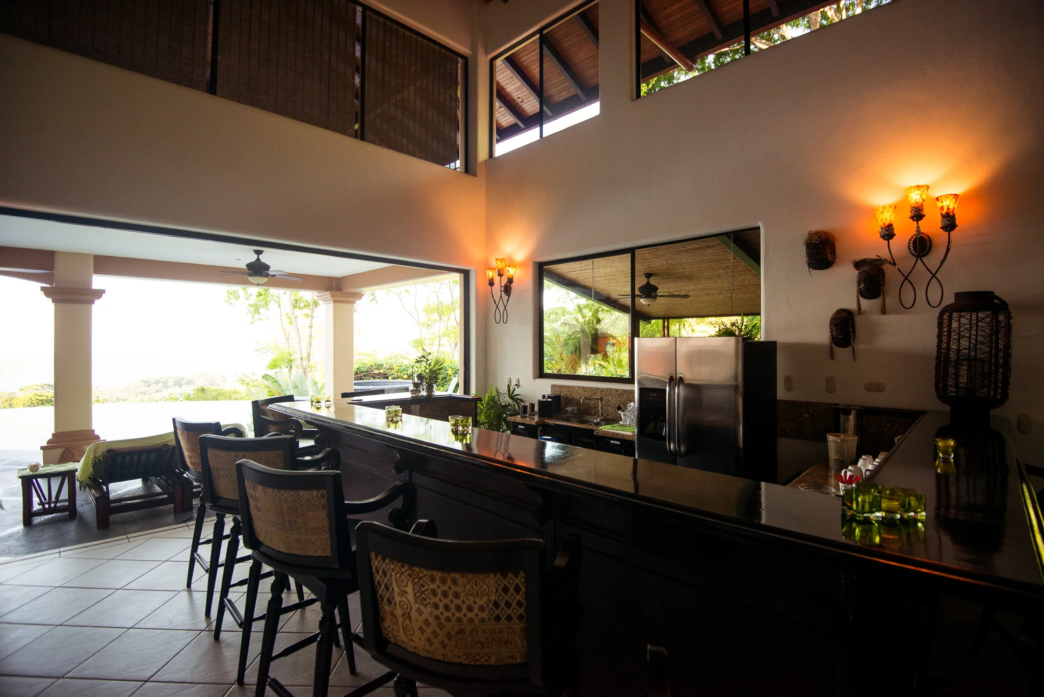 Mareas Bar .jpg