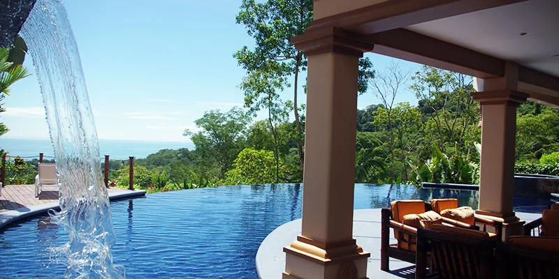 mareas_poolside.jpg