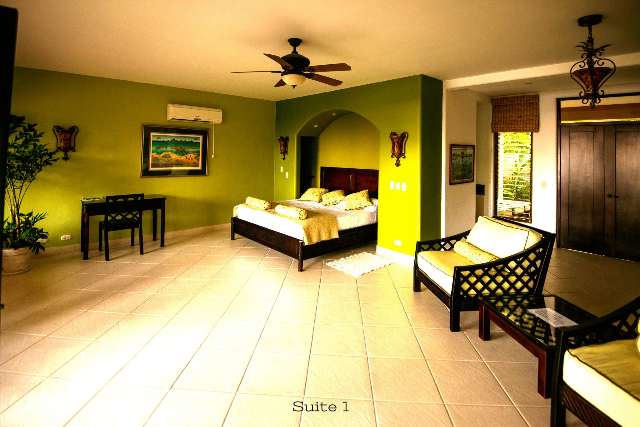 Suite Master x 4.jpg