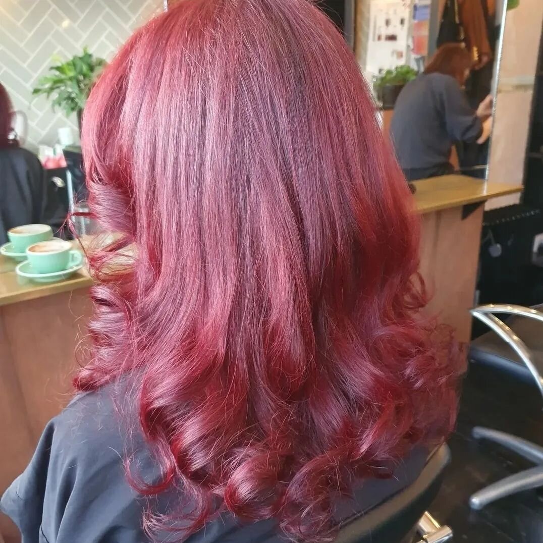 A gorgeous red on the lovely Vanessa by @hairbyzada at @stirlingmargate, located on our second floor.