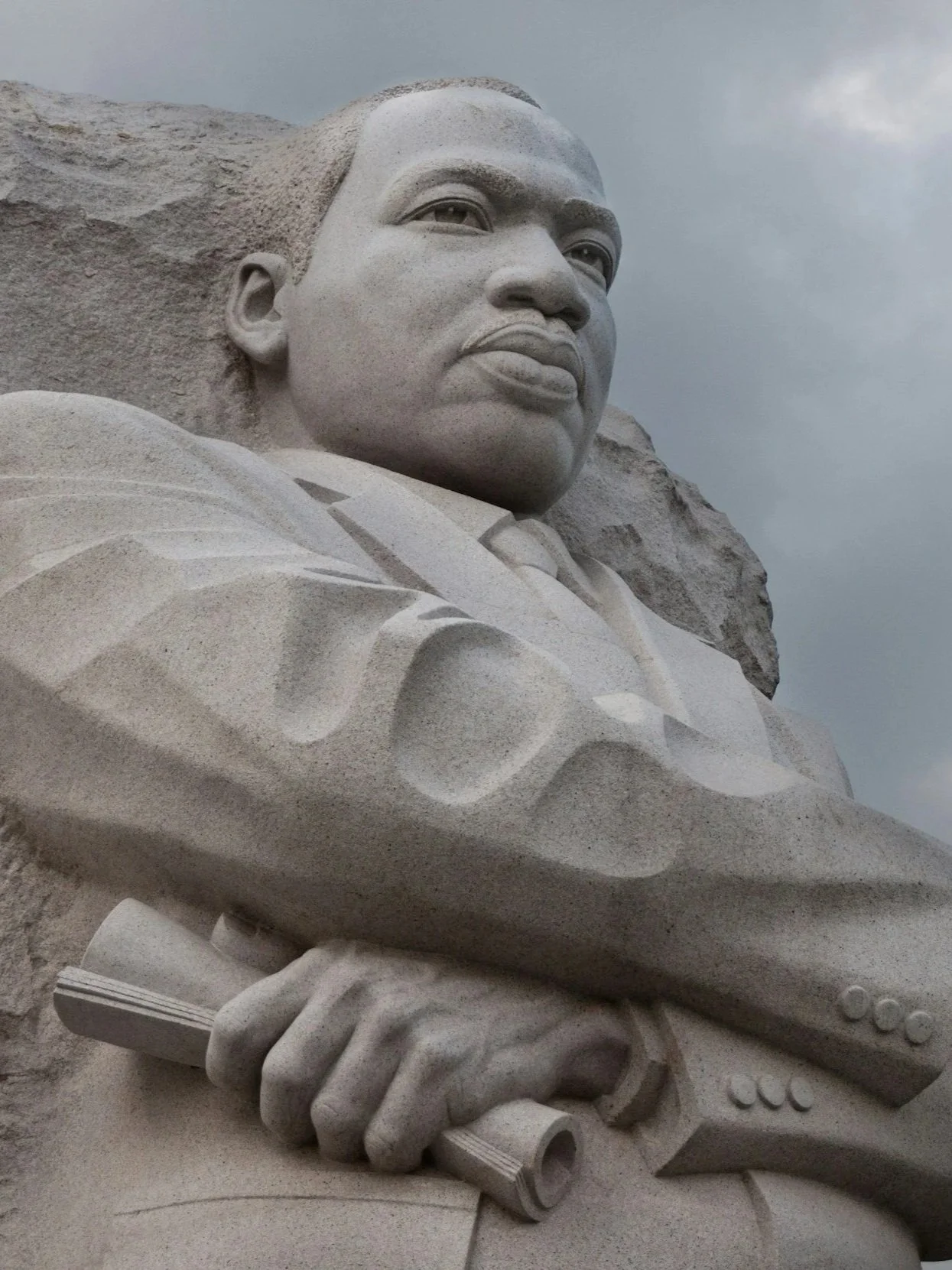 Sermon: Choosing Community Over Chaos (Rev. Danielle)