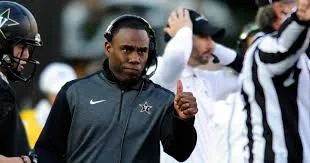 Coach Mason and the team go for Victory No.5 in Columbia tomorrow