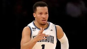 Jalen Brunson and his teammates capture a national championship once again (Photo, Heavy.com).