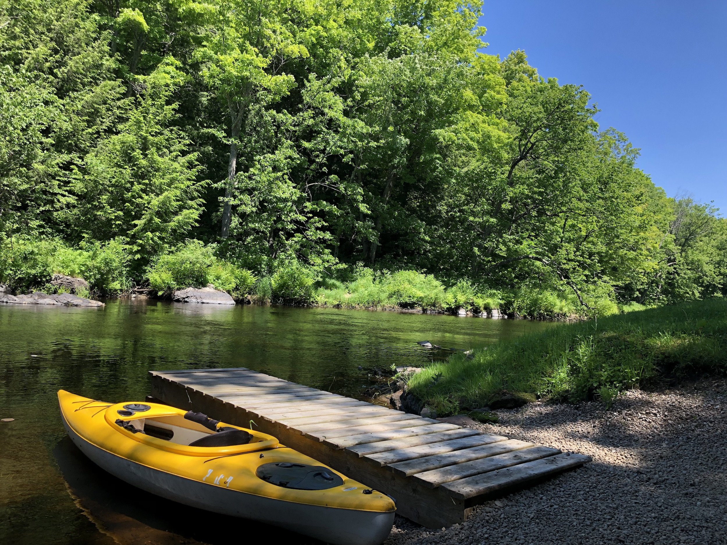 Kayaking at the top Couples Resort getaway in Ontario