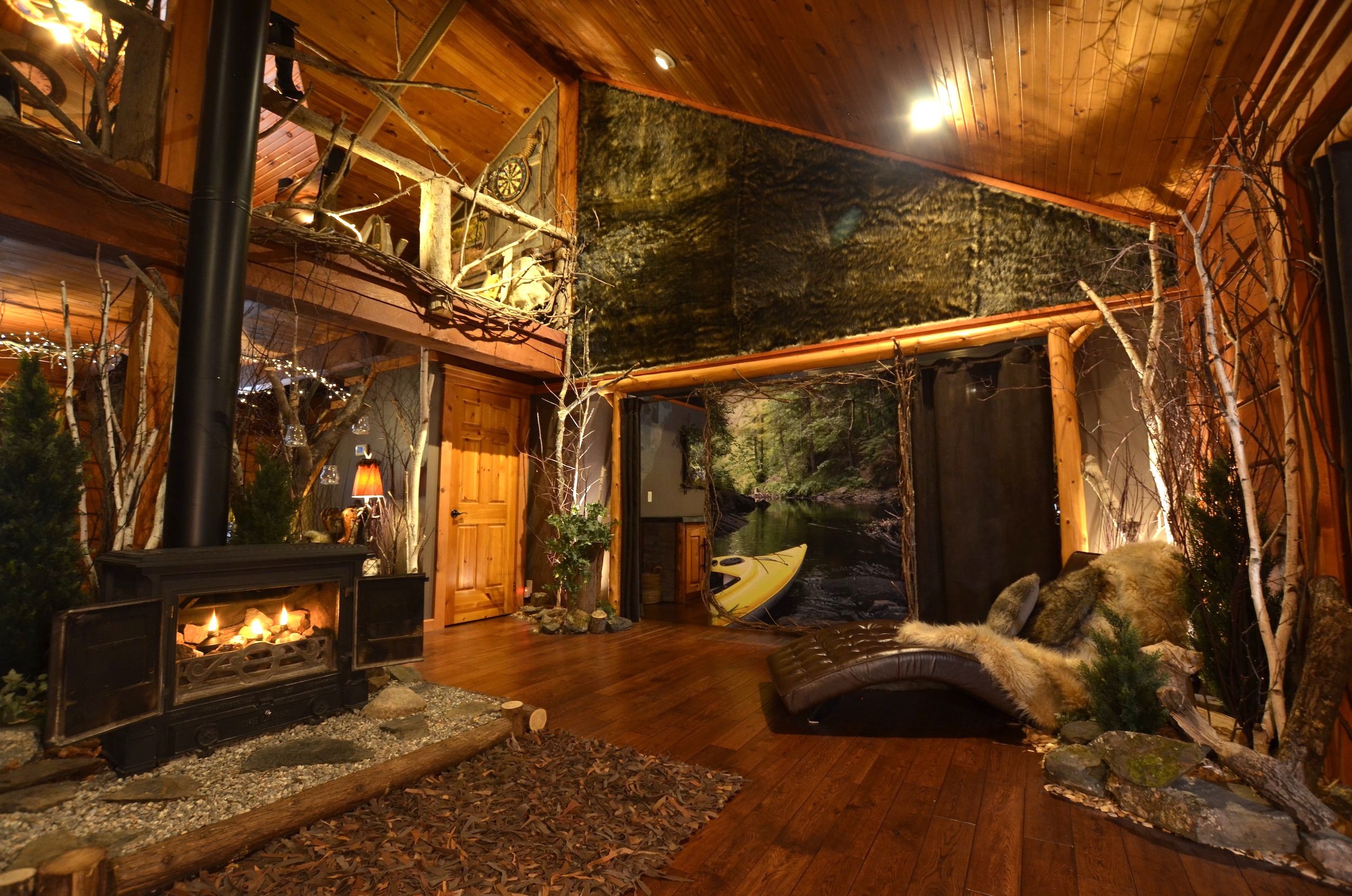 Black River Retreat Couples Resort Getaway Great Room