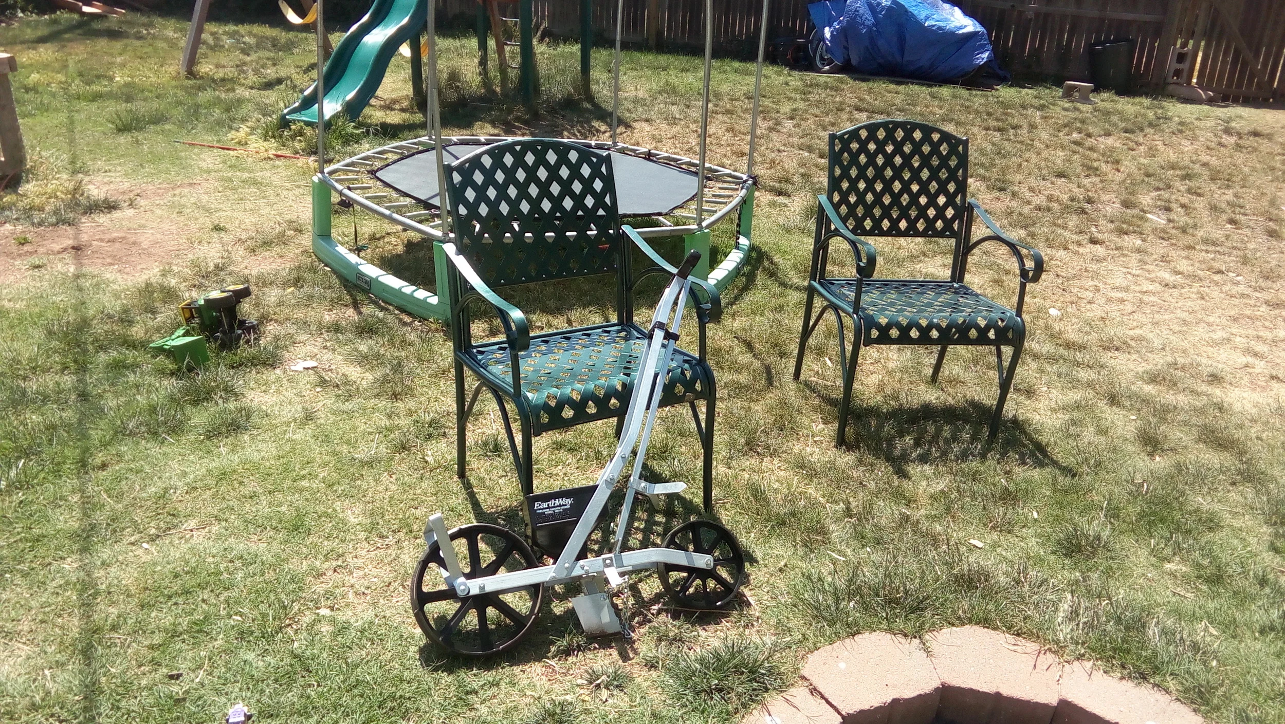 Earthway Seeder