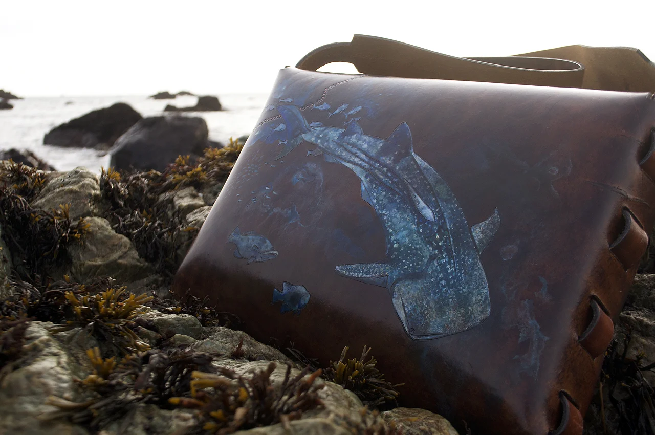 shark-bag72.jpg