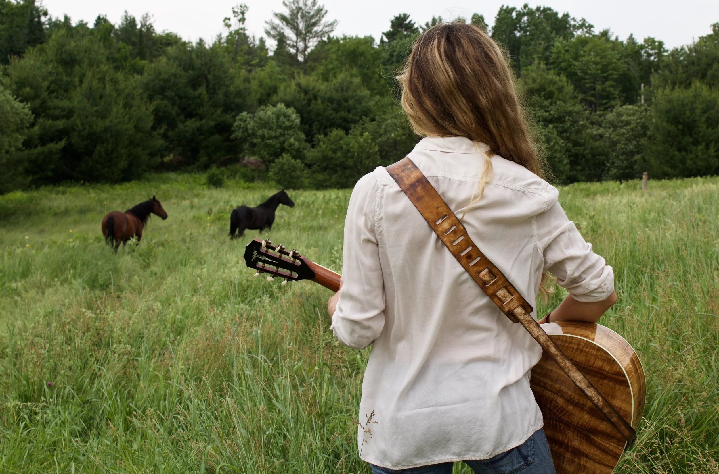thin guitar strap