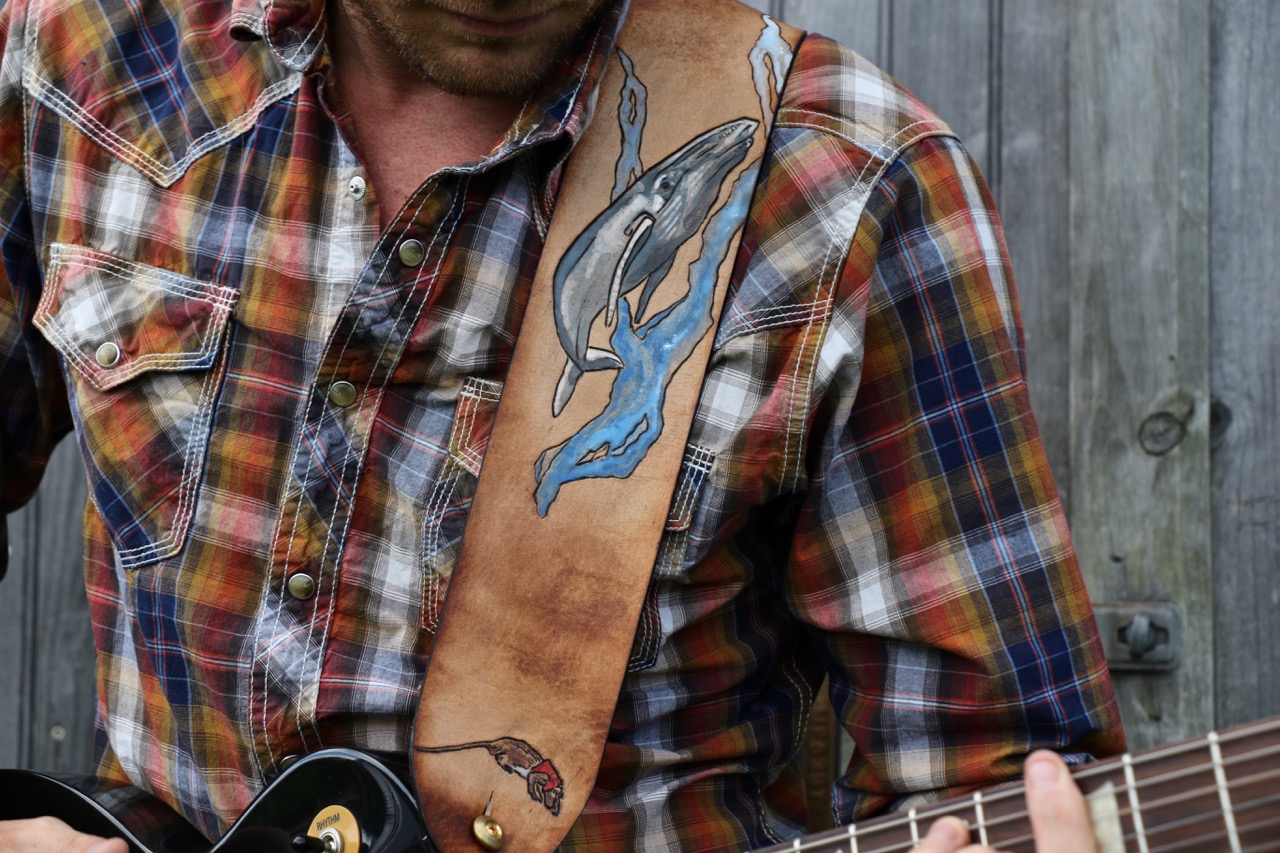 whale guitar strap 