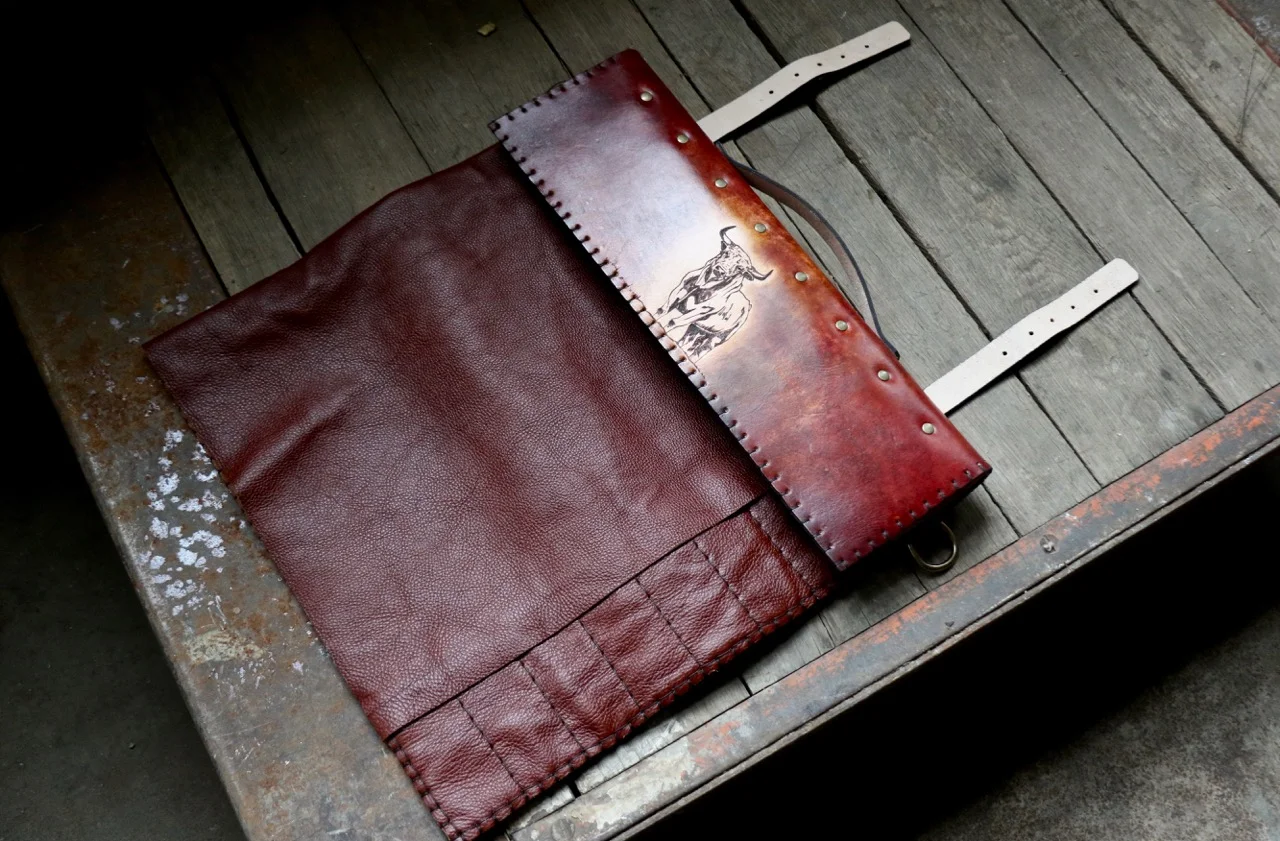 toro leather knife roll