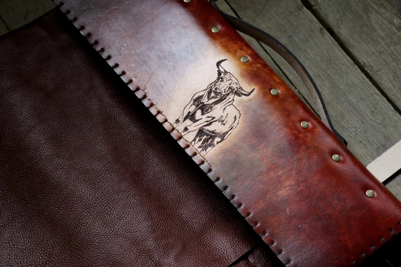 toro leather knife roll