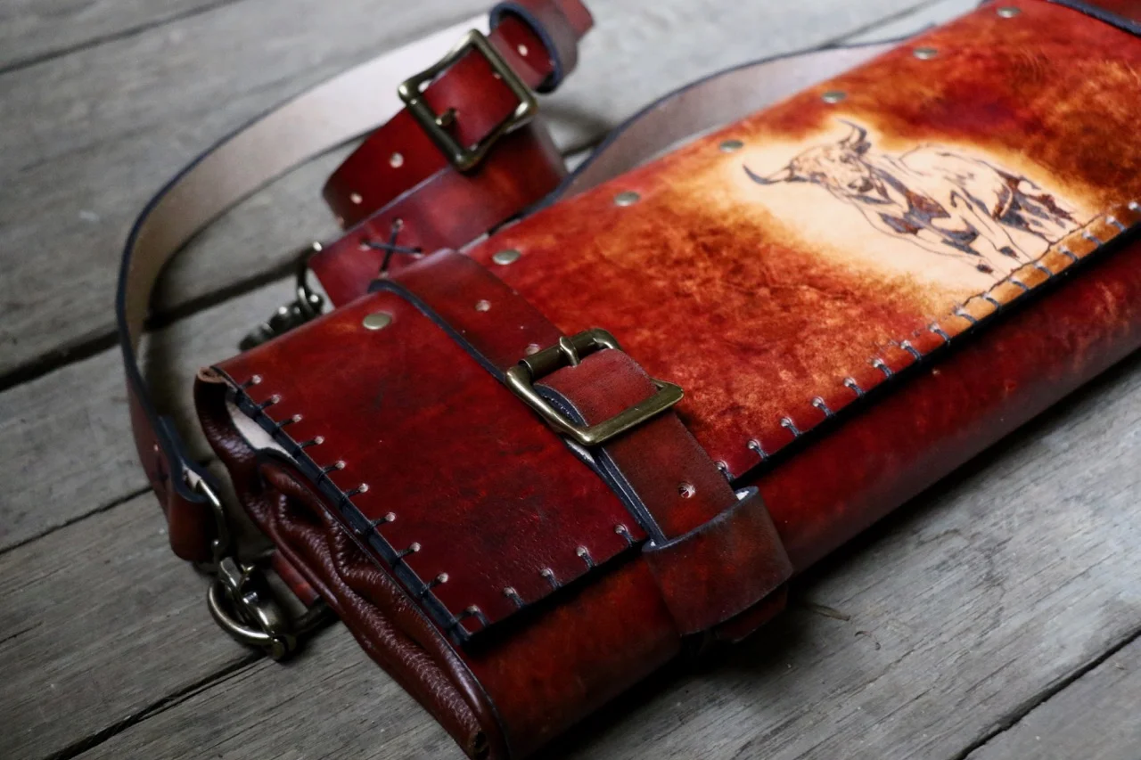 toro leather knife roll