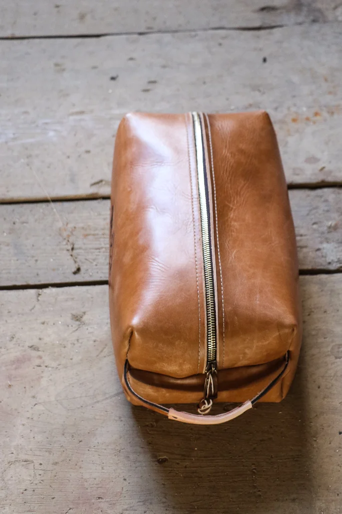 Personalized leather dopp bag