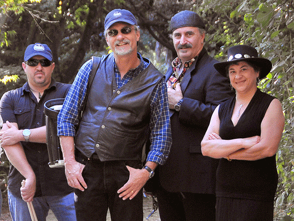 The-BluesBOx-Bayou-Band_2.gif