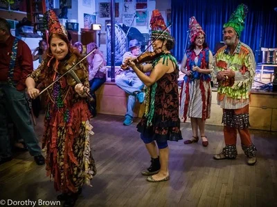 Aux Cajunals Mardi Gras .jpg