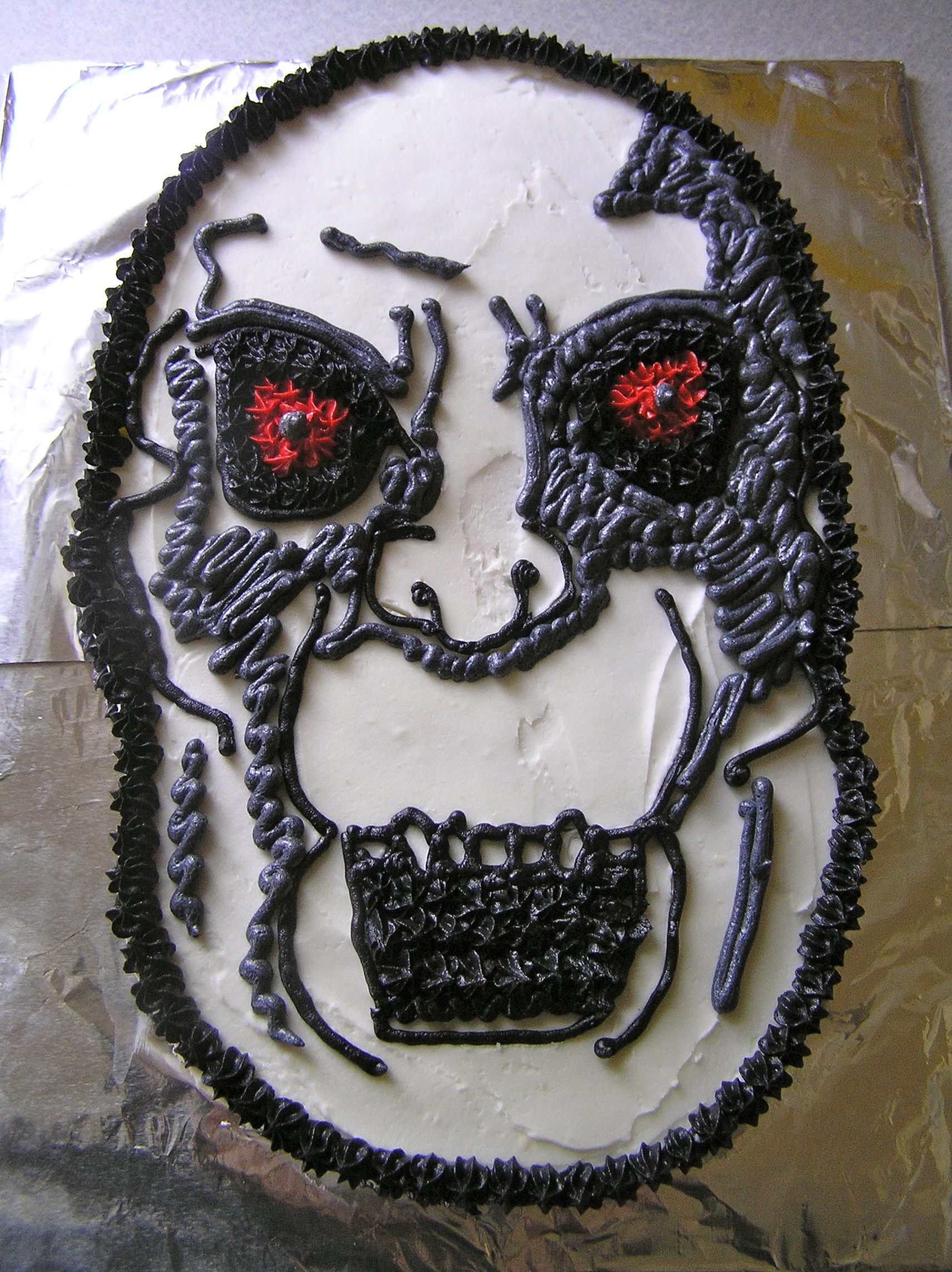 10) Killface: What the hell ever happened to Frisky Dingo ? Killface was requested by a friend for her boyfriend's birthday. I had never watched the show, so Googling commenced, and then I laughed a bunch. That's a cool thing about making random cakes--you're always learning about something new. 
