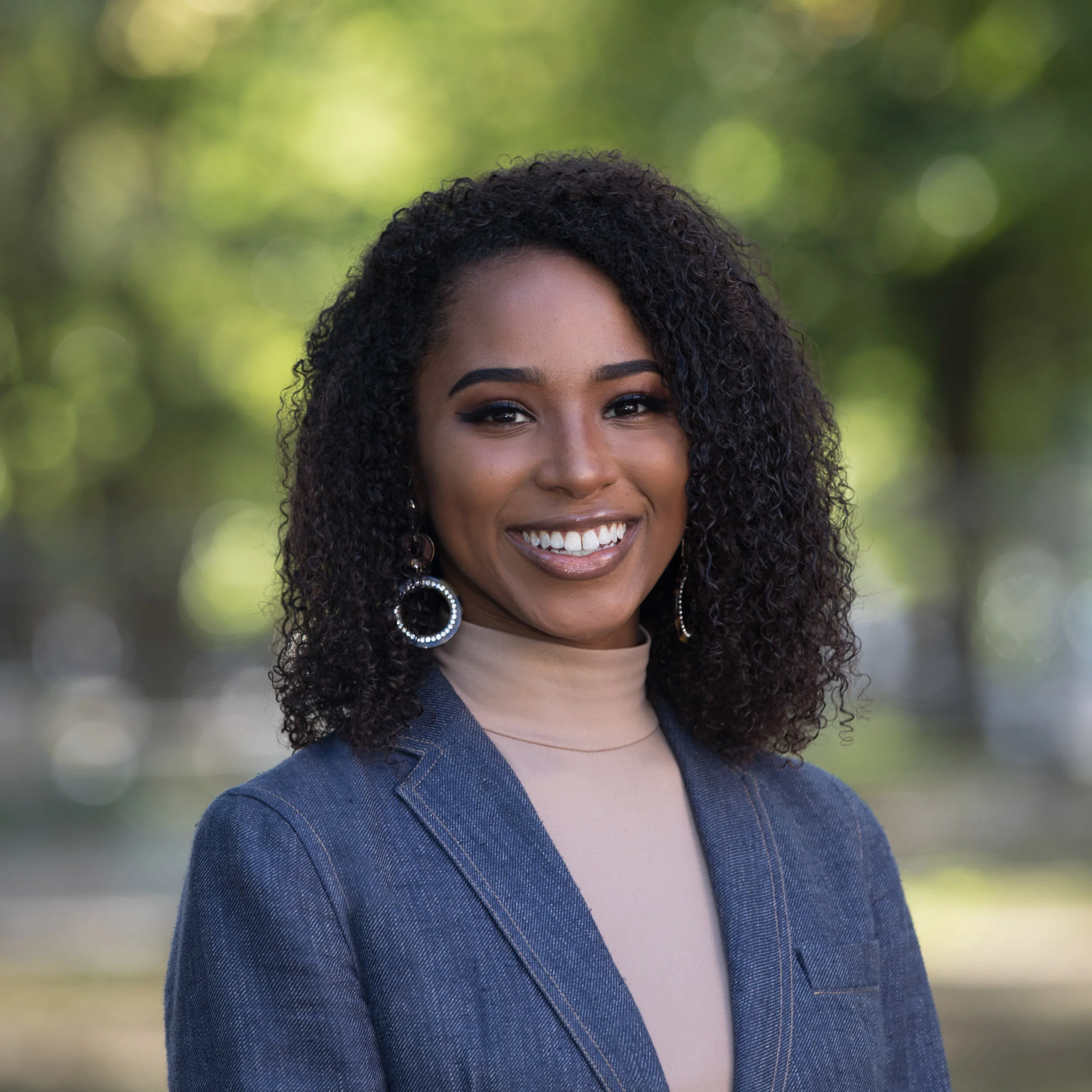 SV-Headshots-08.jpg