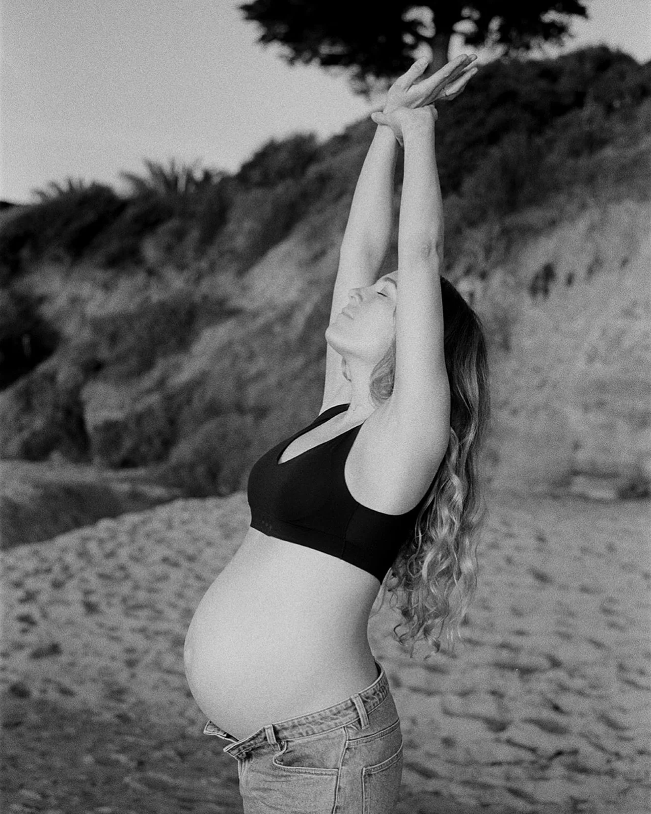 Personal Update ~ ✨ 

Officially out of office &amp; on maternity leave. I&rsquo;ll be available on the emails (naturally just a little slower) &amp; will be back end of the year for a handful of beautiful weddings.

See you all in my next chapter, M