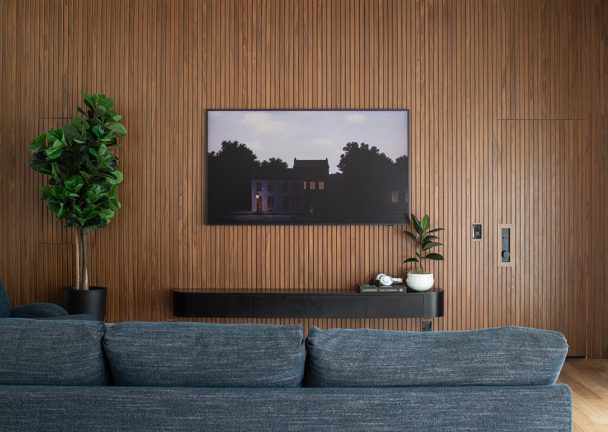 JAGA_SandDune_MBob_LivingWall_Cropped_WEB.jpg