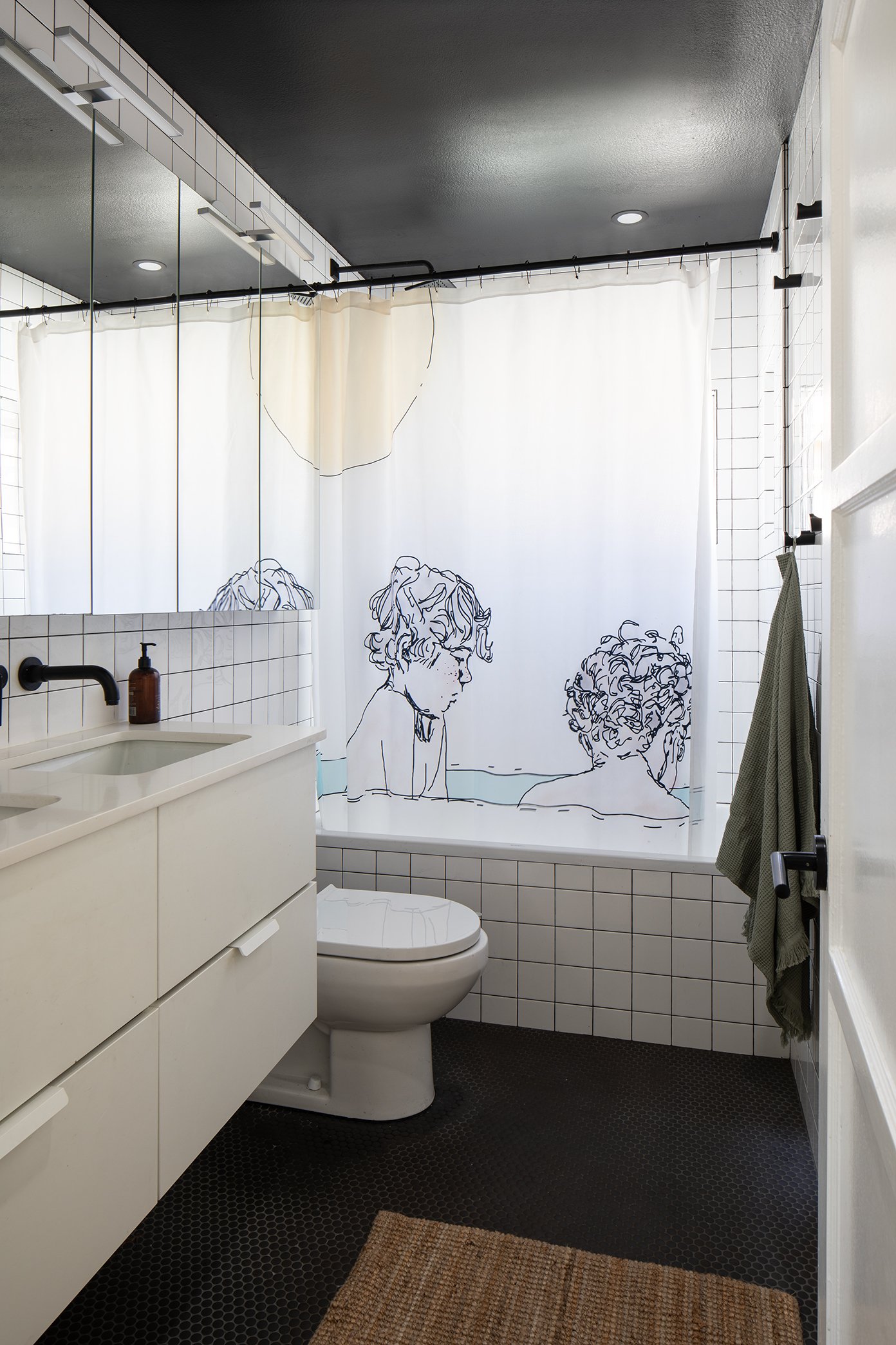 JAGA_TinyHome_MBob_PrimaryBath_WEB.jpg