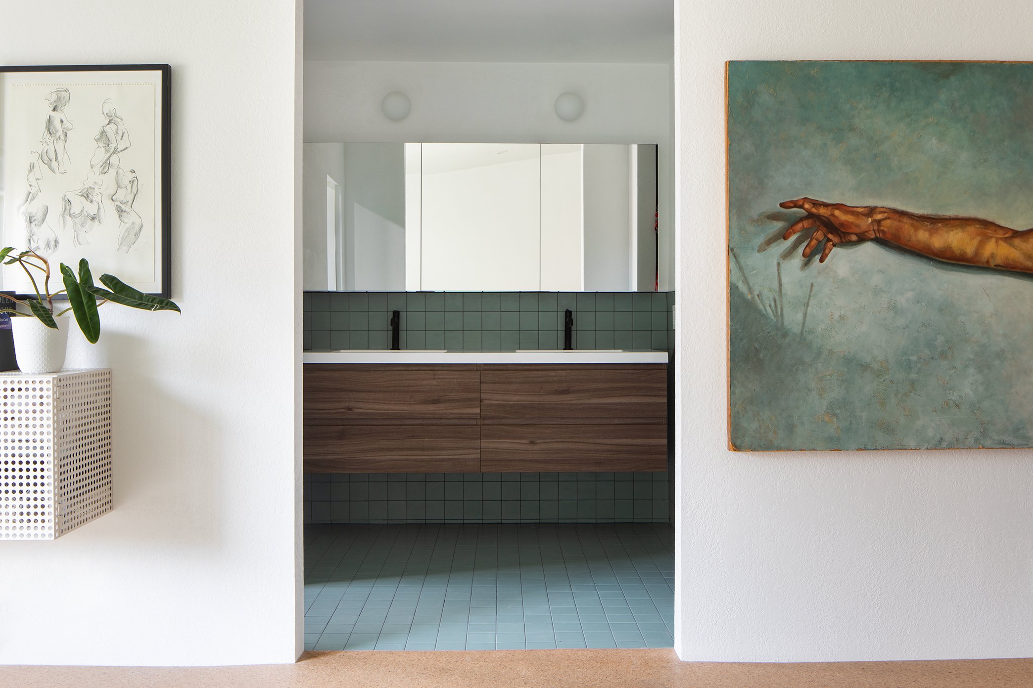 JAGA_Irivine_MeghanBob_PrimaryBath_WEB.jpg
