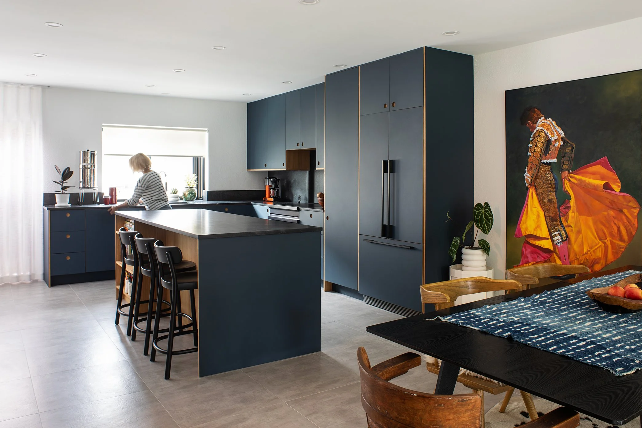 JAGA_Irivine_MeghanBob_KitchenAndDining_Portrait_WEB.jpg