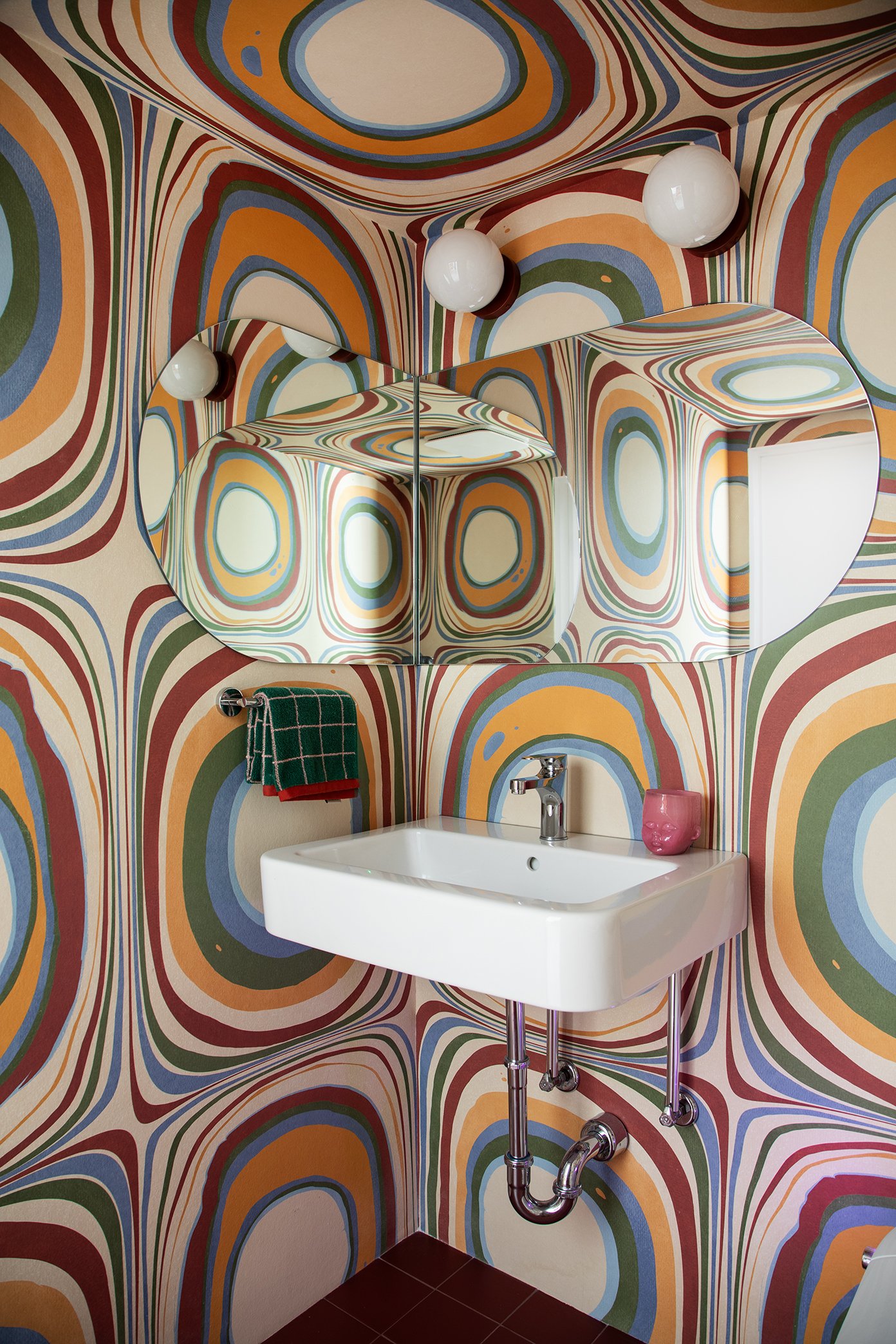 JAGA_Irivine_MeghanBob_PowderRoom_WEB.jpg