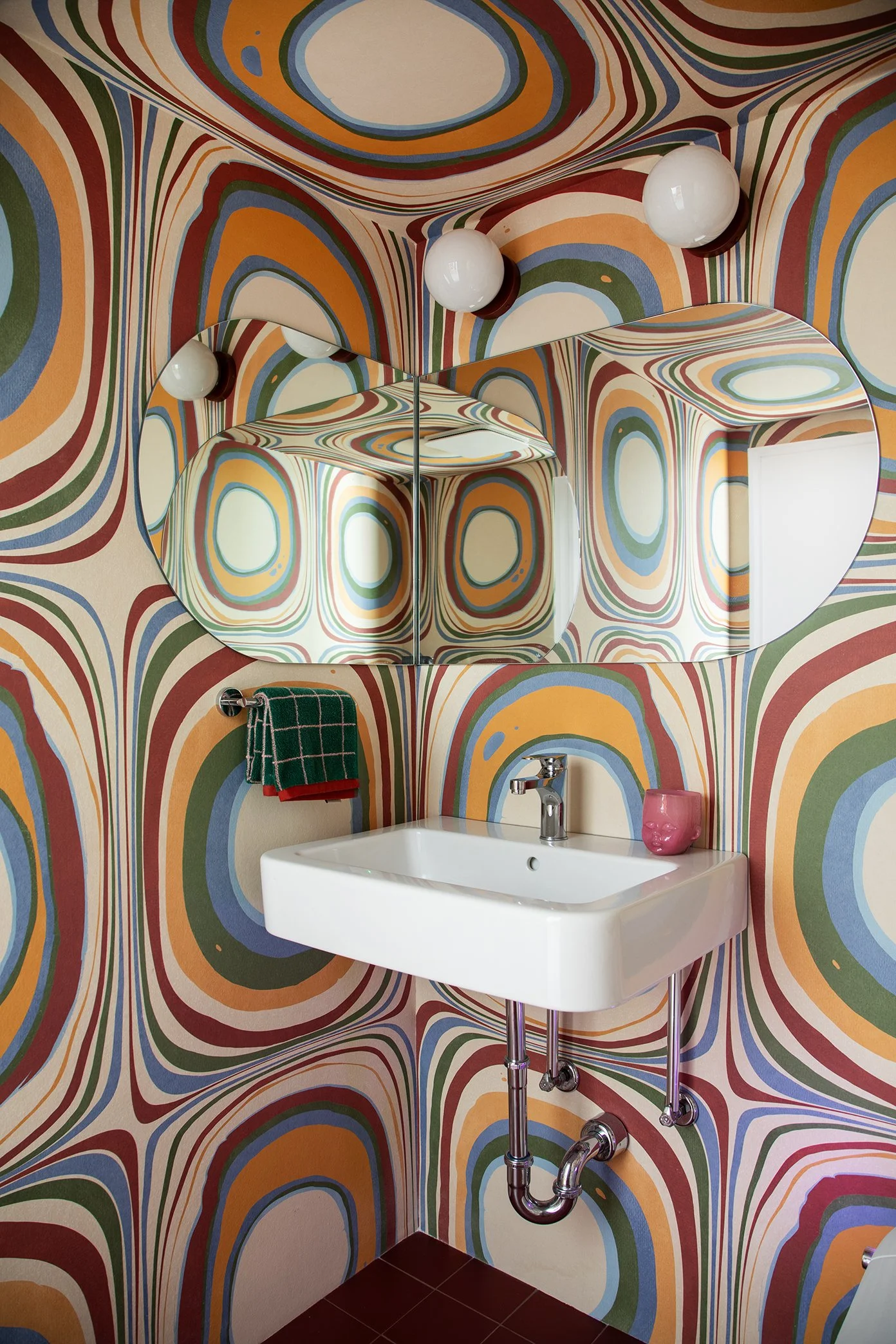 JAGA_Irivine_MeghanBob_PowderRoom_WEB.jpg