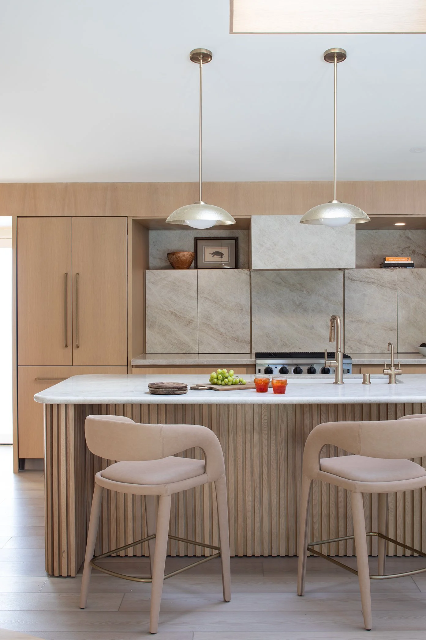 JAGA_SilverEagle_MeghanBob_KitchenDetail_Lights_WEB.jpg