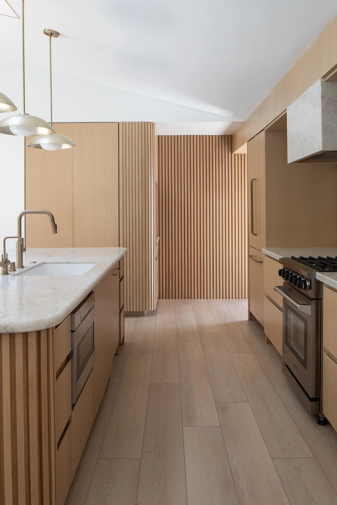 JAGA_SilverEagle_MeghanBob_KitchenToCoffee_WEB.jpg