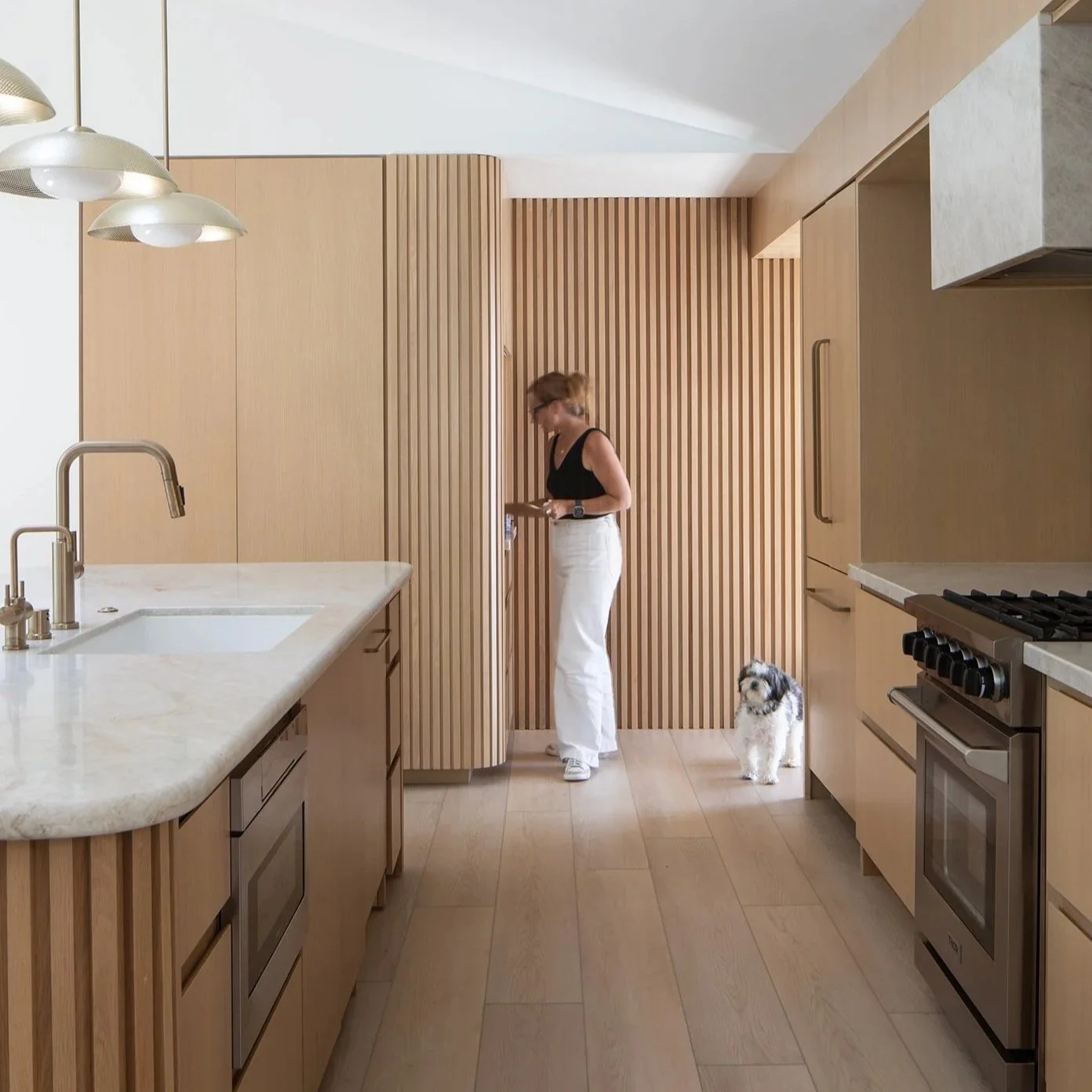 JAGA_SilverEagle_MeghanBob_KitchenToCoffee_Megan_WEB.jpg