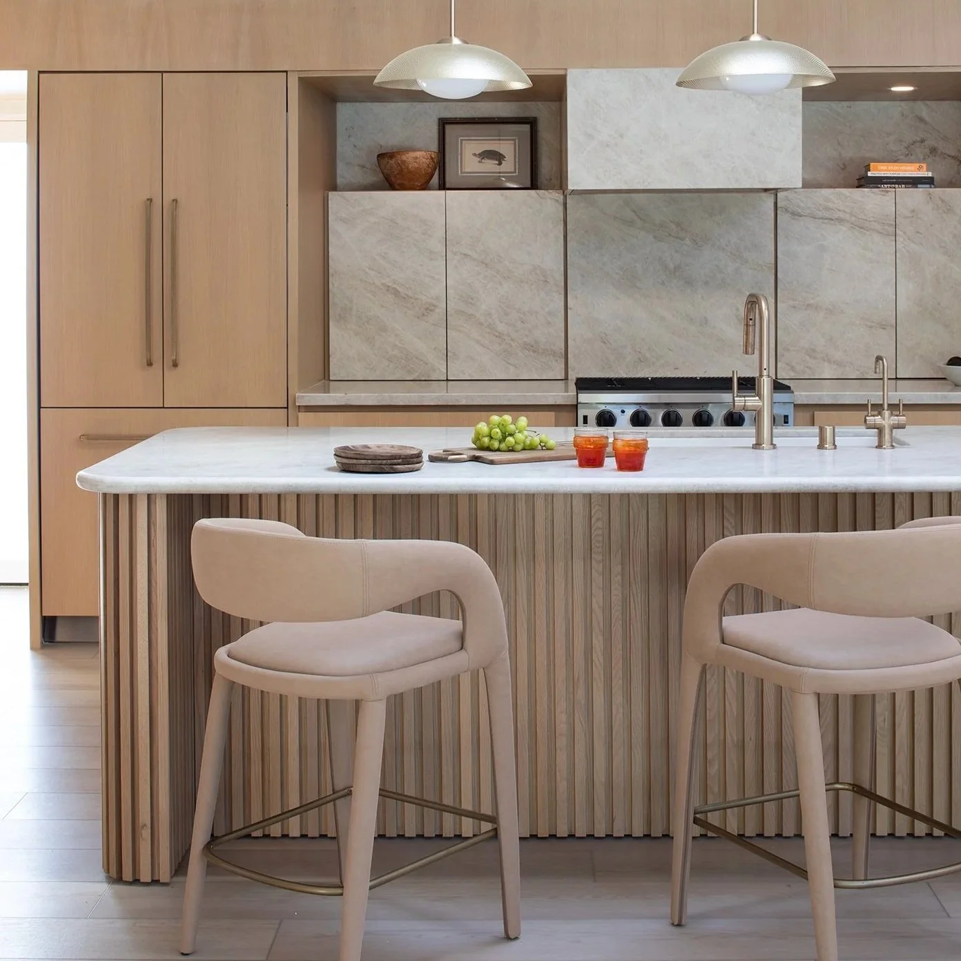JAGA_SilverEagle_MeghanBob_KitchenDetail_Lights_WEB.jpg