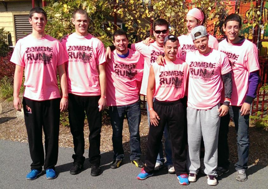 Pi Zetes Lend a Helping Hand