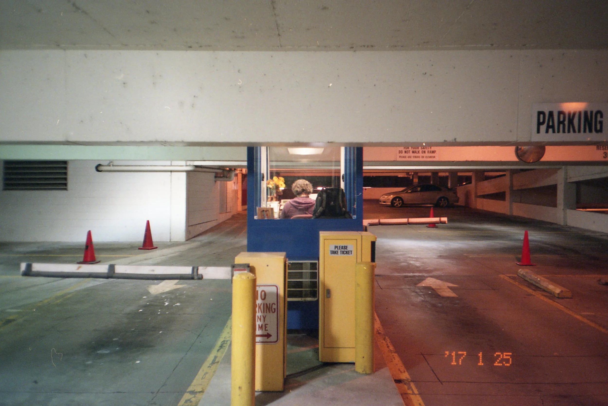 uc1_0024.jpg