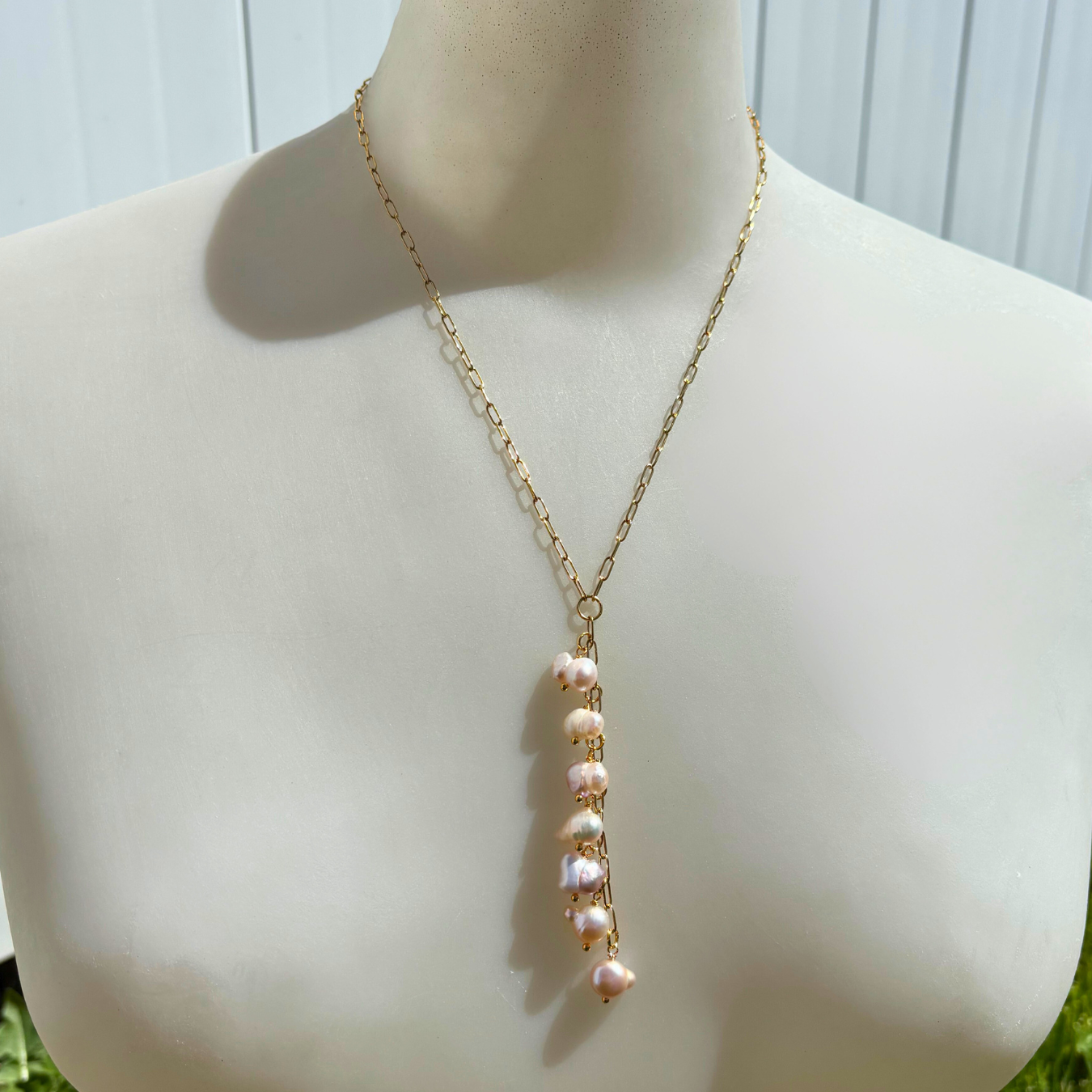 Drop Pearl Necklace .png