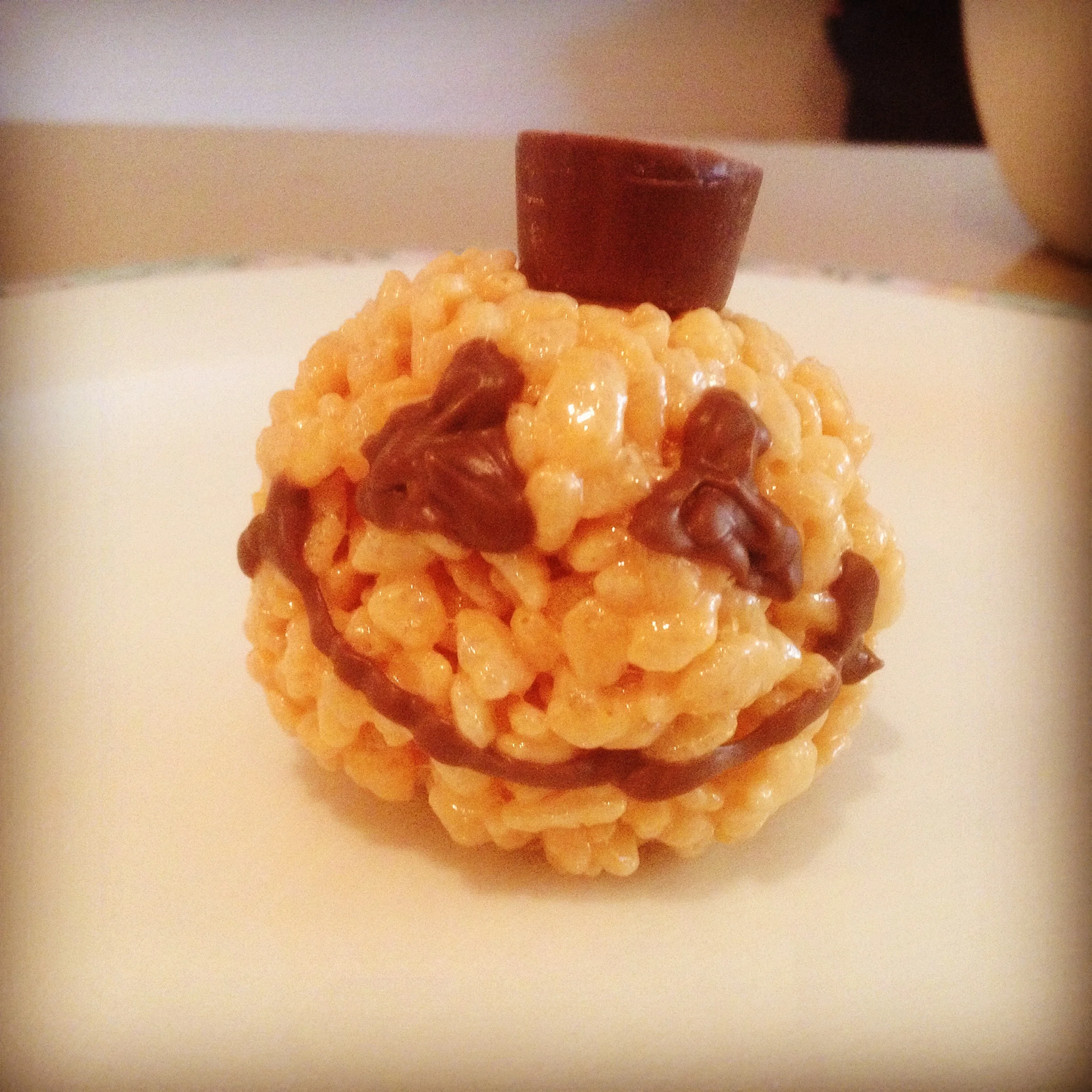   Pumpkin Rice Krispie Treats  