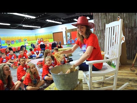 Barnyard Roundup Training | Barn Raising Storytelling | Concordia's 2016 VBS
