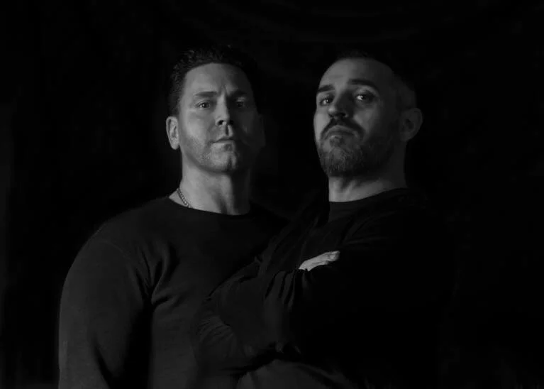 S:3 E:21 ROB JUNIOR & TONY DI ANGELIS