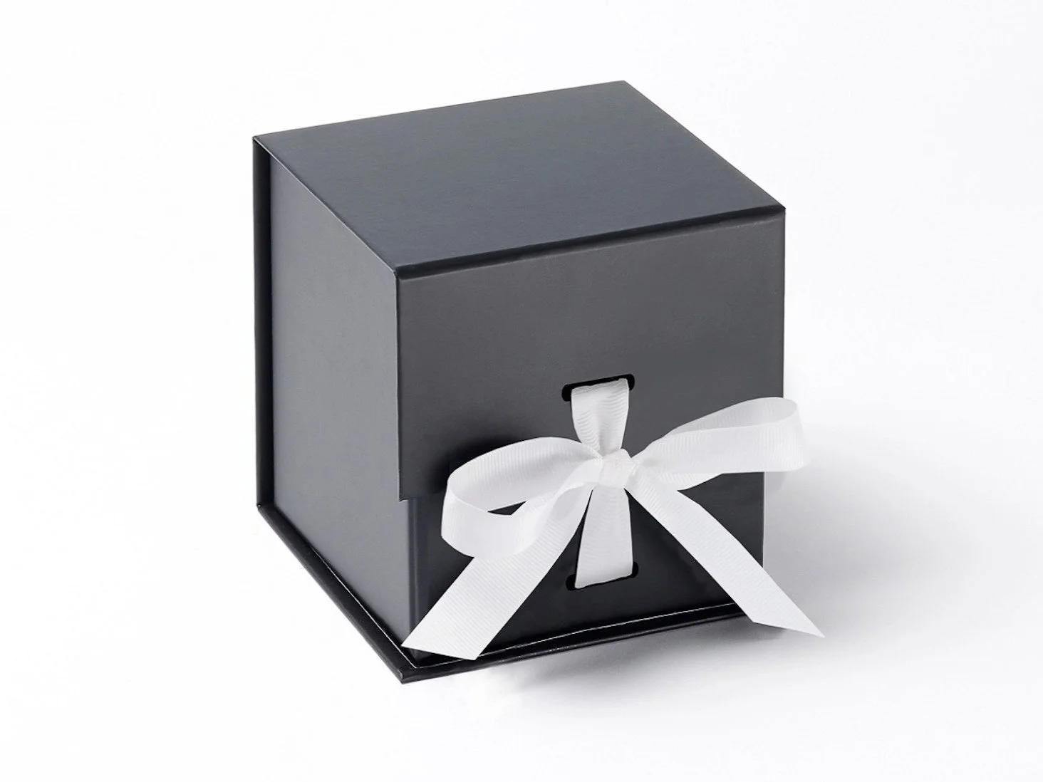 Large_Black_Cube_with_white_ribbon_rev_2048x2048.jpg
