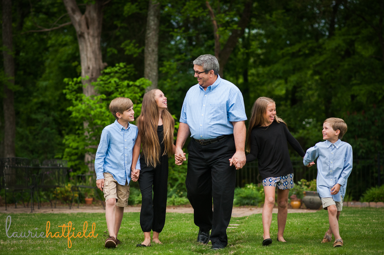 grandfather walking with 4 grandchildren | Huntsville family photographer