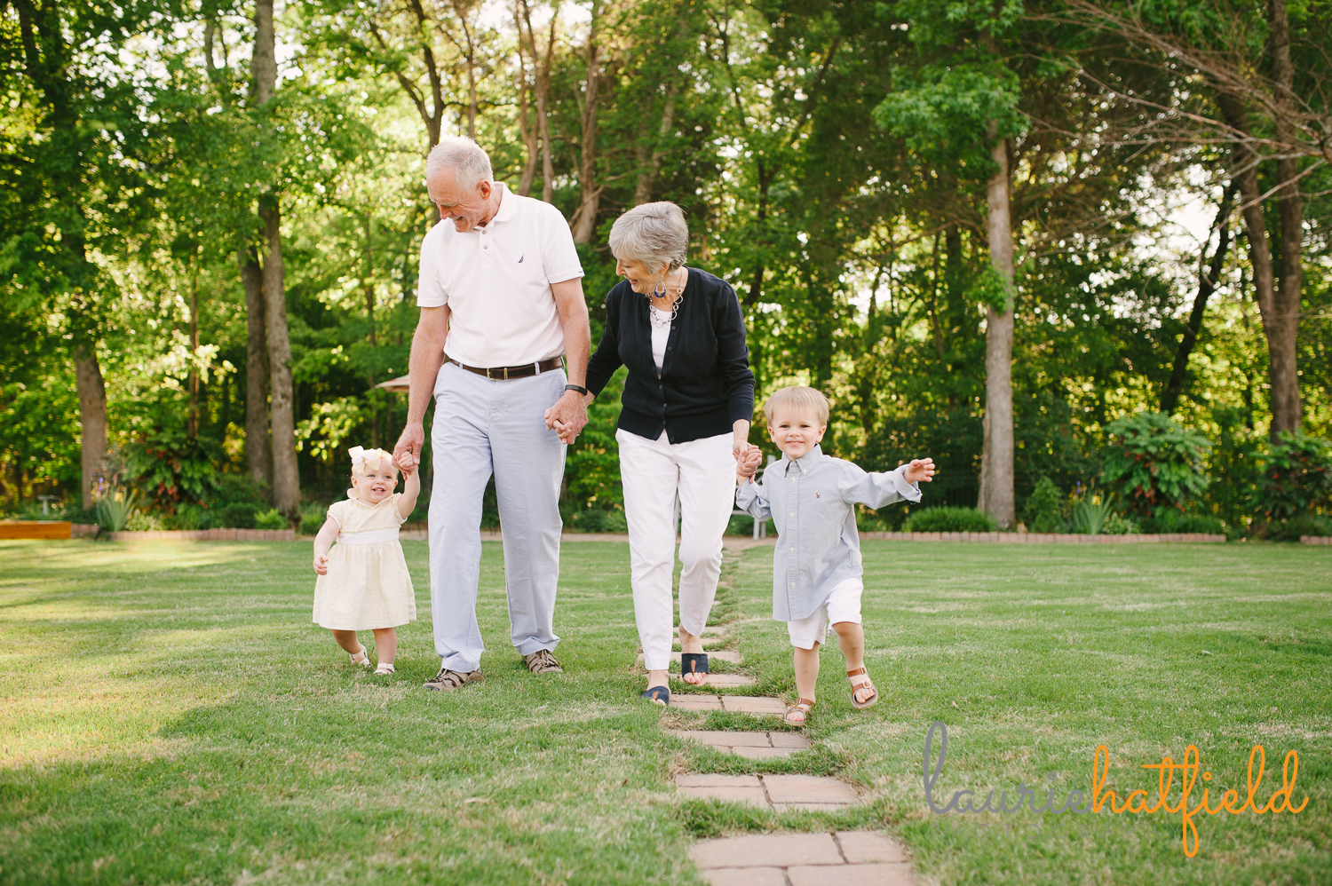 grandparents walking with grandchildren | Huntsville child photographer