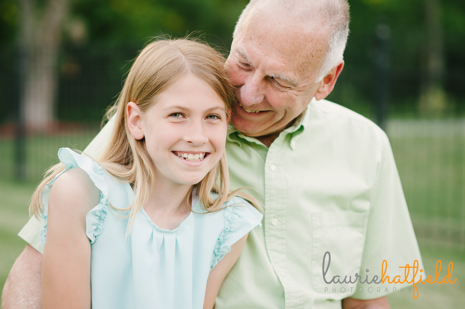 granddaughter with grandfather | Huntsville family photographer