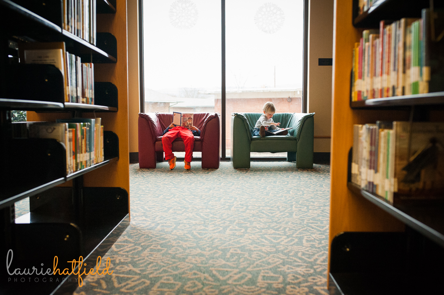 two boys in the library | Huntsville child photographer