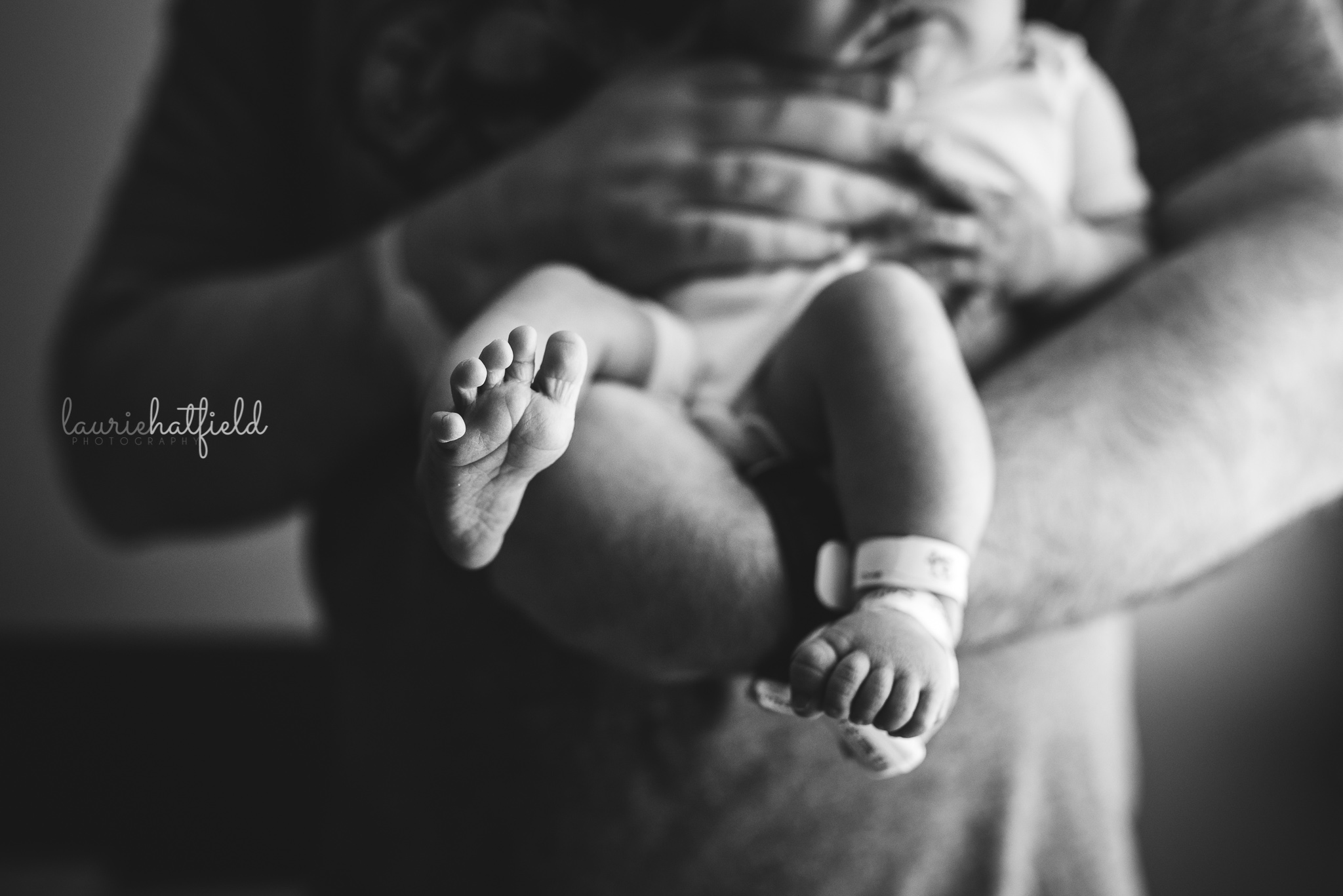 newborn feet | Mobile AL Fresh 48 hospital session