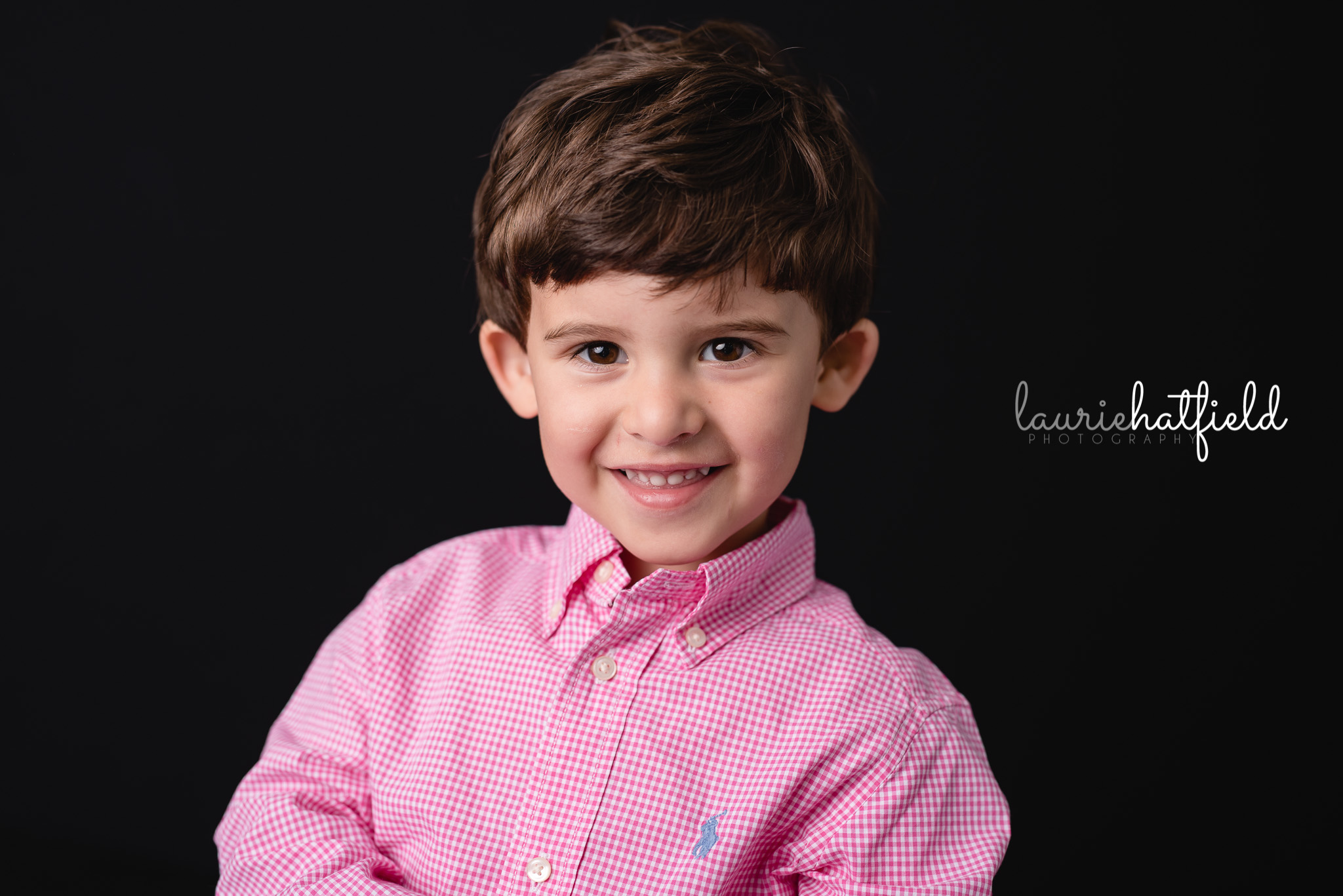 little boy with pink shirt | Mobile AL preschool photographer
