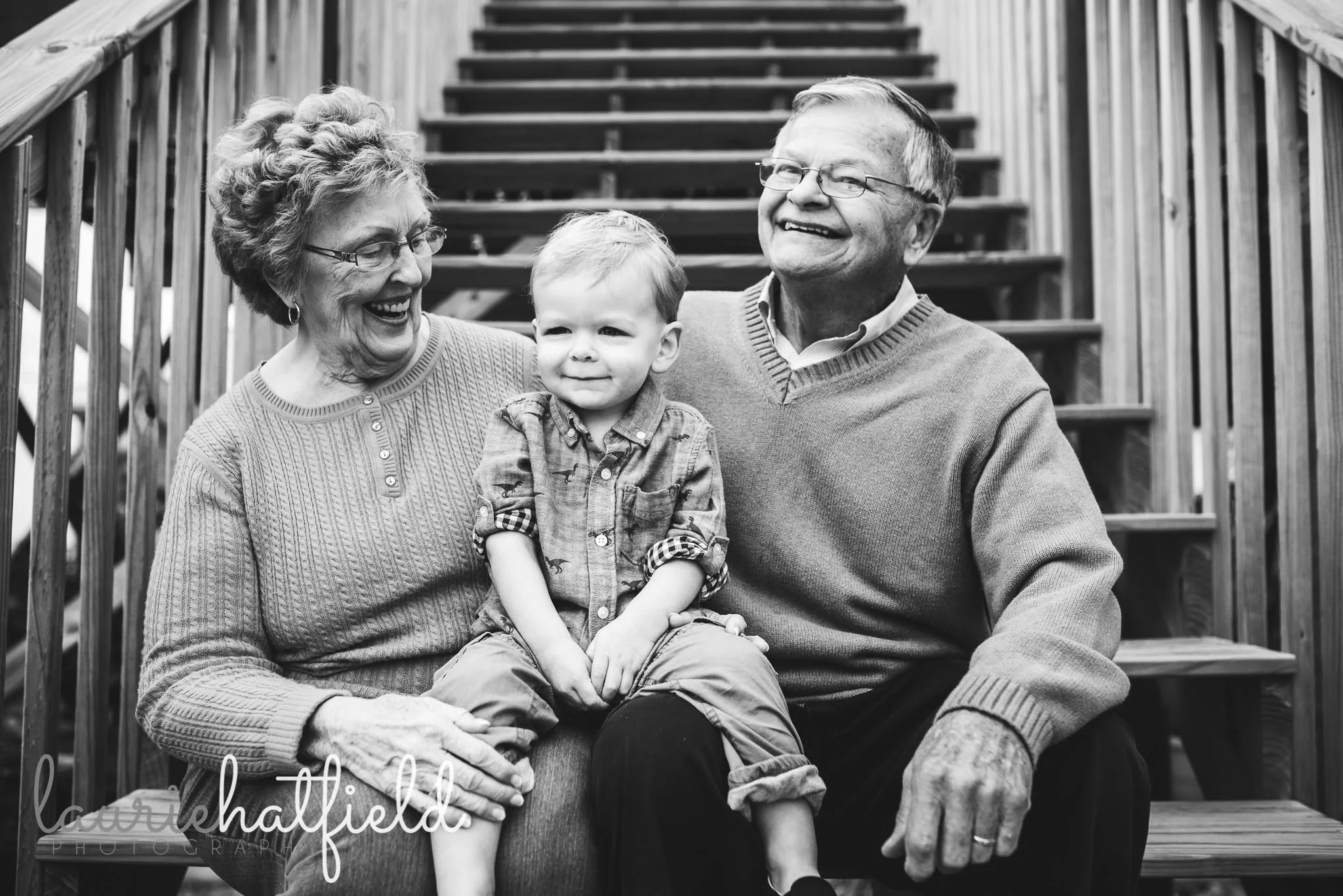 great grandparents with little boy | Huntsville Alabama extended family photo session