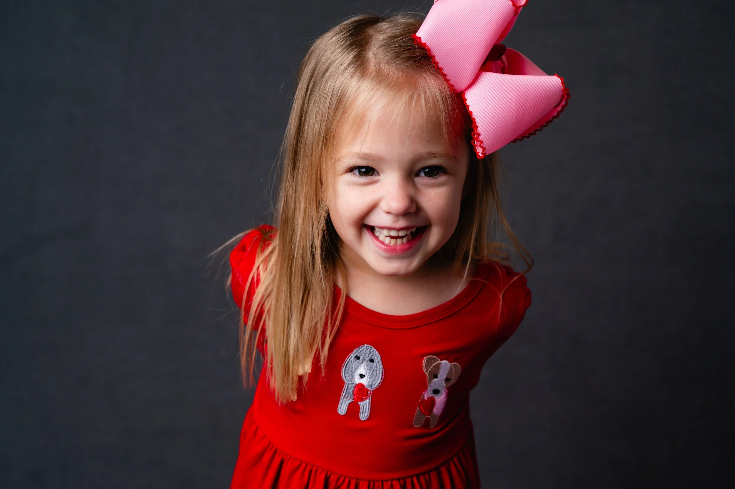 gray backdrop model release-9511.jpg